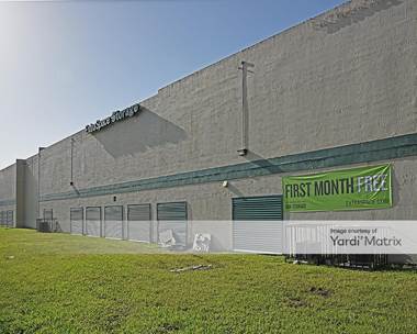 Storage Units for Rent available at 5601 SW 135th Avenue, Miami, FL 33183