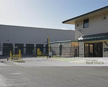 Storage Units for Rent available at 5601 SW 135th Avenue, Miami, FL 33183