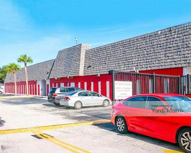 Storage Units for Rent available at 8395 SW 67th Avenue, Miami, FL 33143