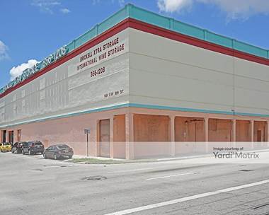 Storage Units for Rent available at 601 SW 8th Street, Miami, FL 33130