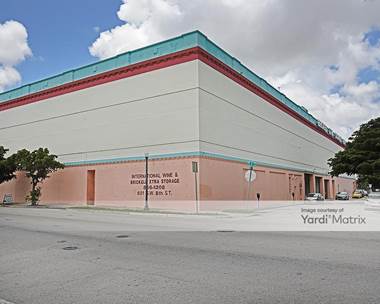 Storage Units for Rent available at 601 SW 8th Street, Miami, FL 33130