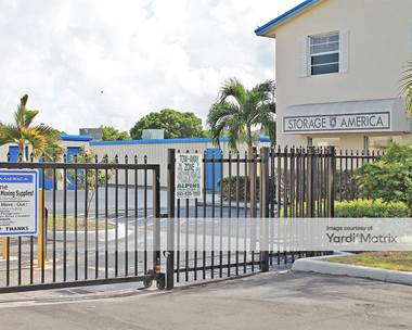 Storage Units for Rent available at 1596 NE 8th Street, Homestead, FL 33033