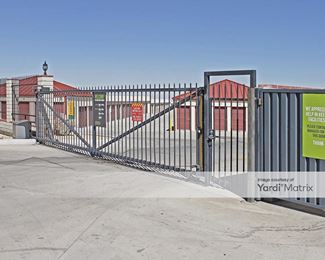 Photo 2 of Extra Space Storage - 13522 Main Street, Hesperia, CA