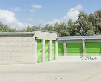 Photo 2 of Extra Space Storage - 39700 Garand Lane, Palm Desert, CA