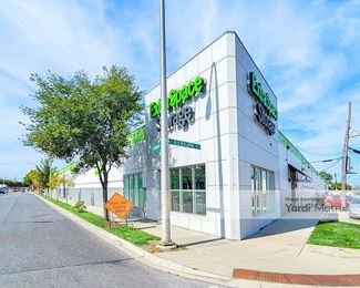 Photo 3 of Extra Space Storage - 4500 West Grand Avenue, Chicago, IL