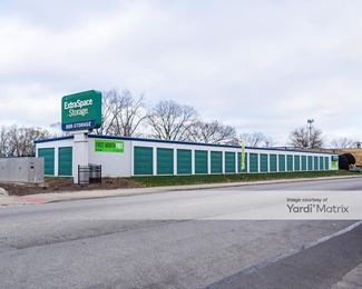 Photo 3 of Extra Space Storage - 1040 East 87th Street, Chicago, IL