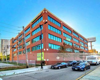 Photo 4 of Extra Space Storage - 465 North Desplaines Street, Chicago, IL