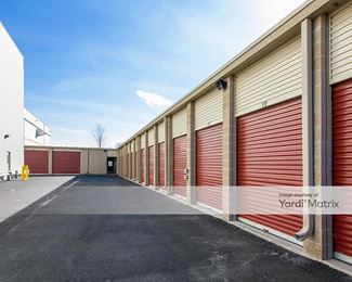 Photo 4 of Safeguard Self Storage - 9001 West 47th Street, McCook, IL