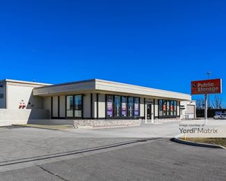 Photo 1 of Public Storage - 3320 West Lake Avenue, Glenview, IL