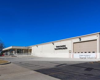 Photo 2 of Public Storage - 3320 West Lake Avenue, Glenview, IL