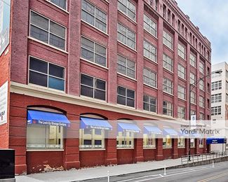 Photo 3 of Lock Up Self Storage, The - 350 West Kinzie Street, Chicago , IL