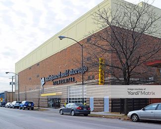 Photo 3 of Safeguard Self Storage - 6014 North California Avenue, Chicago, IL