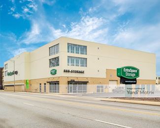 Photo 1 of Extra Space Storage - 1301 Harlem Avenue, Berwyn, IL