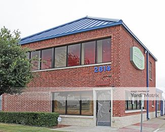 Photo 1 of Extra Space Storage - 2814 South Walton Walker Blvd, Dallas, TX