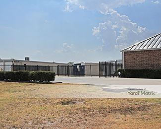 Photo 4 of Extra Space Storage - 8441 Clark Road, Dallas, TX