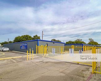 Photo 2 of Storage Star - 550 North O'Connor Road, Irving, TX