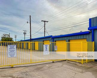 Photo 4 of Storage Star - 550 North O'Connor Road, Irving, TX