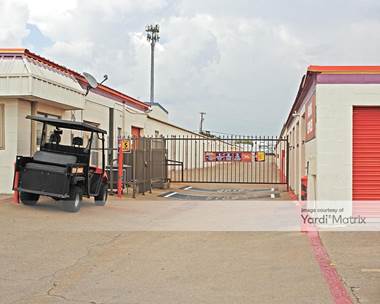Storage Units for Rent available at 732 South Cedar Ridge Drive, Duncanville, TX 75137