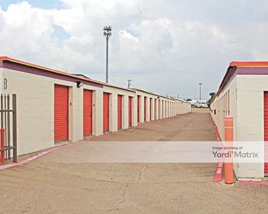 Storage Units for Rent available at 732 South Cedar Ridge Drive, Duncanville, TX 75137