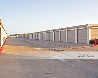Photo 2 of Public Storage - 1601 East Belt Line Road, Coppell, TX