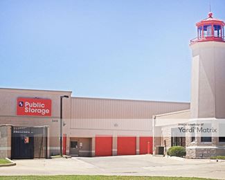 Photo 2 of Public Storage - 3430 West Walnut Hill Lane, Irving, TX