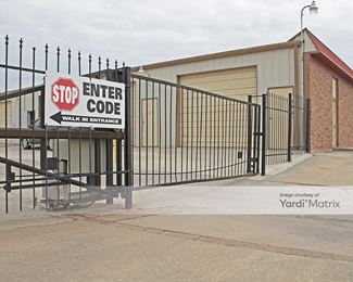 Photo 2 of RightSpace Storage - 3919 East Mckinney Street, Denton, TX