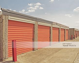 Photo 4 of Peyton-s Place Self Storage - 562 West Lawson Road, Dallas, TX