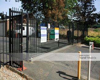 Photo 2 of Safegard Mini Storage - 10585 SW Greenburg Road, Tigard, OR