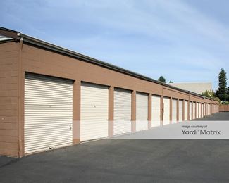 Photo 3 of Safegard Mini Storage - 10585 SW Greenburg Road, Tigard, OR