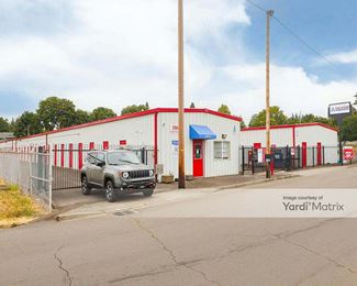 Photo 2 of Devon Self Storage - 2900 Kauffman Avenue, Vancouver, WA