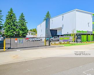 Photo 2 of Public Storage - 8085 SE 82nd Avenue, Portland, OR