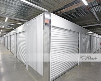 Photo 6 of Public Storage - 685 SE Division Place, Portland, OR