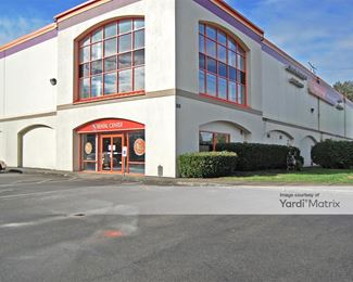 Photo 2 of Public Storage - 7421 South 180th Street, Kent, WA
