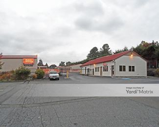 Photo 1 of Public Storage - 10528 SE 256th Street, Kent, WA