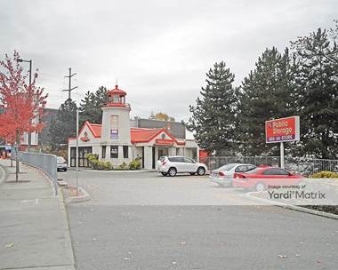 Storage Units for Rent available at 12385 Northup Way, Bellevue, WA 98005