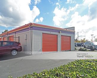 Photo 2 of Public Storage - 3624 Auburn Way North, Auburn, WA