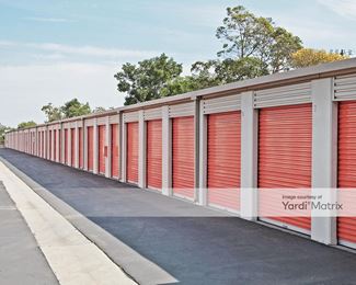 Photo 4 of Public Storage - 17952 Gothard Street, Huntington Beach, CA