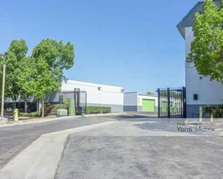Photo 3 of Extra Space Storage - 10025 Muirlands Blvd, Irvine, CA