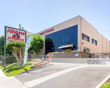 Storage Units for Rent available at 1535 Newport Blvd, Costa Mesa, CA 92627