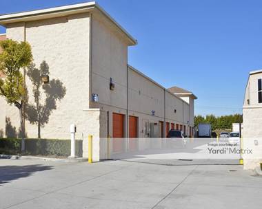 Storage Units for Rent available at 5081 Lincoln Avenue, Cypress, CA 90630