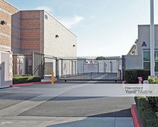 Photo 4 of Dale Street Self Storage - 6000 Dale Street, Buena Park, CA