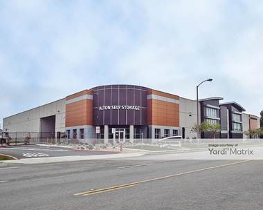 Storage Units for Rent available at 2215 Alton Pkwy, Irvine, CA 92606