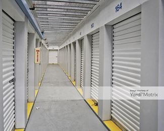 Photo 4 of Berkeley Self Storage - 2235 San Pablo Avenue, Berkeley, CA