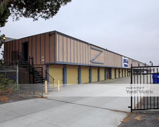 Photo 3 of Trunk Space Storage - 2285 Tully Road, San Jose, CA