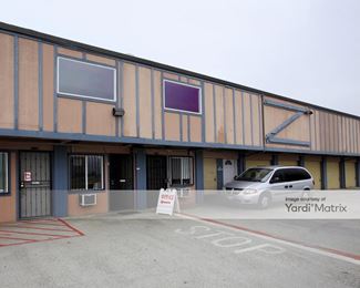 Photo 4 of Trunk Space Storage - 2285 Tully Road, San Jose, CA