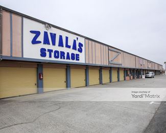 Photo 5 of Trunk Space Storage - 2285 Tully Road, San Jose, CA