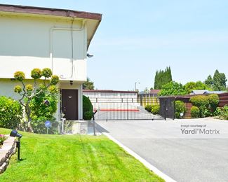 Photo 2 of Stoway Mini-Storage - 2172 Wyandotte Street, Mountain View, CA