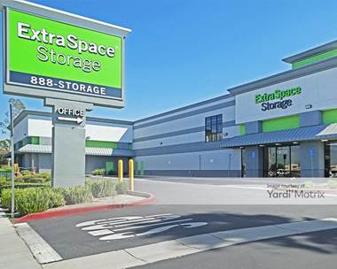 Storage Units for Rent available at 8150 East Wardlow Road, Long Beach, CA 90808
