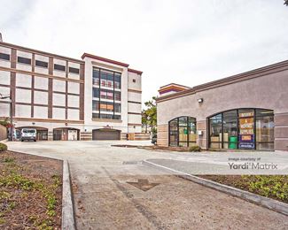 Photo 4 of Public Storage - 2773 East Colorado Blvd, Pasadena, CA