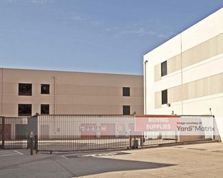 Photo 2 of Public Storage - 4583 Huntington Drive, Los Angeles, CA